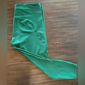 Lululemon Invigorate High-Rise Tight With Pockets 25”